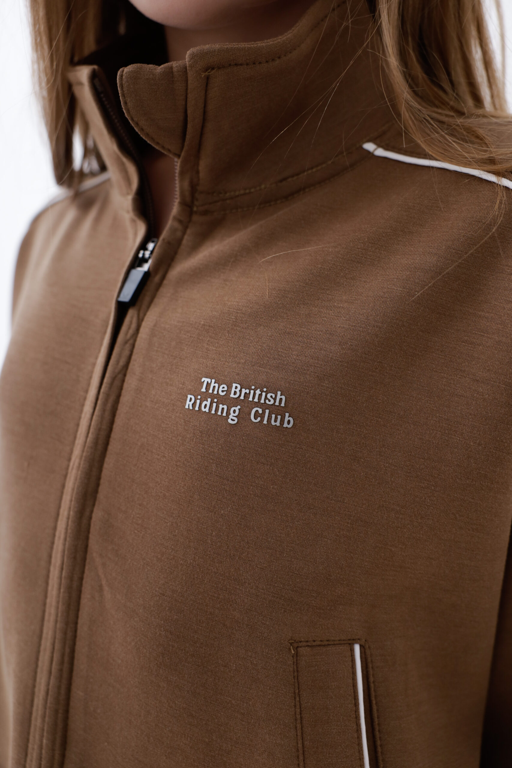 CONJUNTO CAMPERA LINEA - Image 2