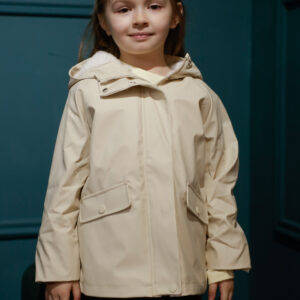 CAMPERA ENGOMADA