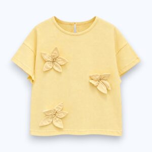 REMERA FLOR